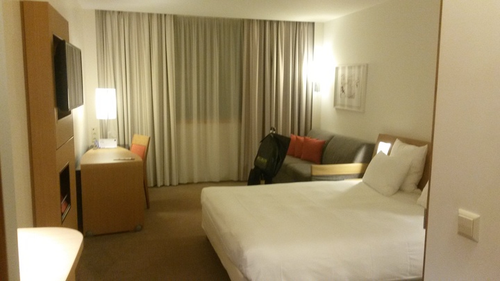 Novotel - Hotel Room